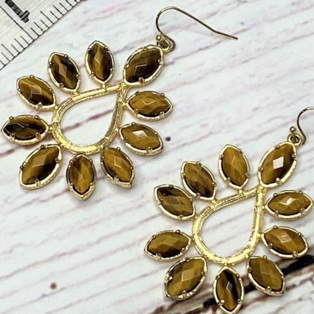 ISO Kendra Scott Gold Nyla Earrings - Picture 5 of 5